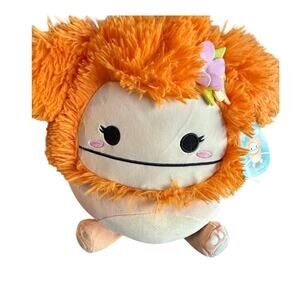Squishmallows - NWT 12 in Shasta the peach bigfoot
